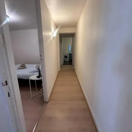 Le Leon Cladel T3 Proche Parking Gratuit